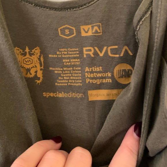 RVCA TOP - Picture 2 of 2